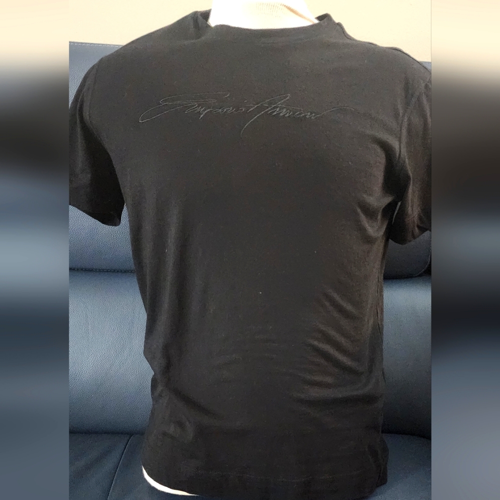 Armani tshirt never worn